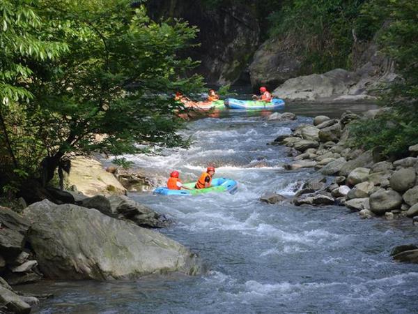 连云山峡谷漂流