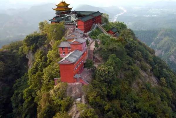 宜昌-远安鸣凤山风景区