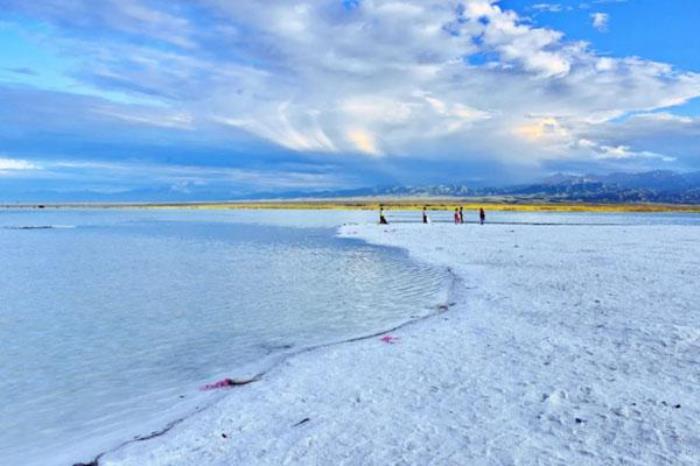 茶卡盐湖在哪里 怎么去茶卡盐湖 茶卡盐湖在哪里 怎么去茶卡盐湖