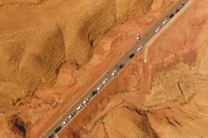 新疆旅游攻略自由行路线推荐 新疆旅游攻略自由行路线推荐