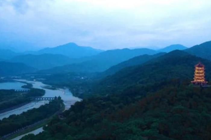 都江堰夏季游玩指南 都江堰夏季游玩指南