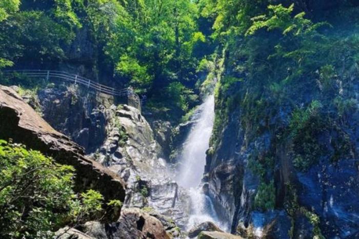 明月山风景区旅游攻略 明月山风景区旅游攻略