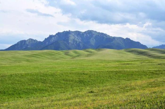 乌鲁木齐周边除了天山天池，还有个地方值得一去，安静游客少