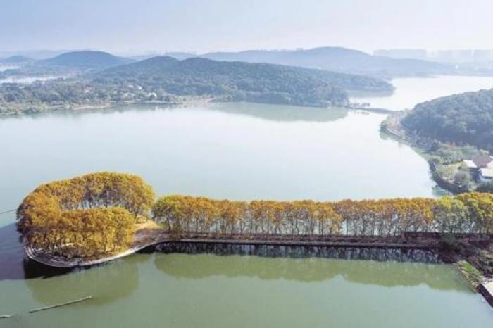 东湖四大景区哪个好玩?看完景区特点豁然开朗 东湖四大景区哪个好玩?看完景区特点豁然开朗