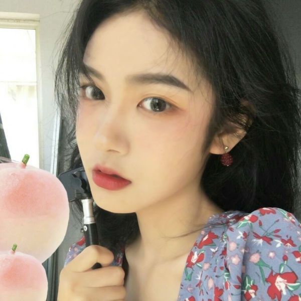 嘉兴陪游报关员闵欣美