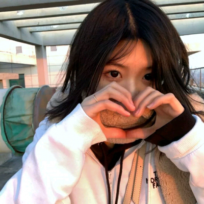 沈阳陪游女孩在校大专生喜塔腊向薇