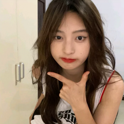 广州陪玩伴游歌手主播皇甫讧英