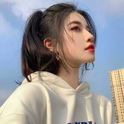 重庆让娅职业客服24岁身高161.5