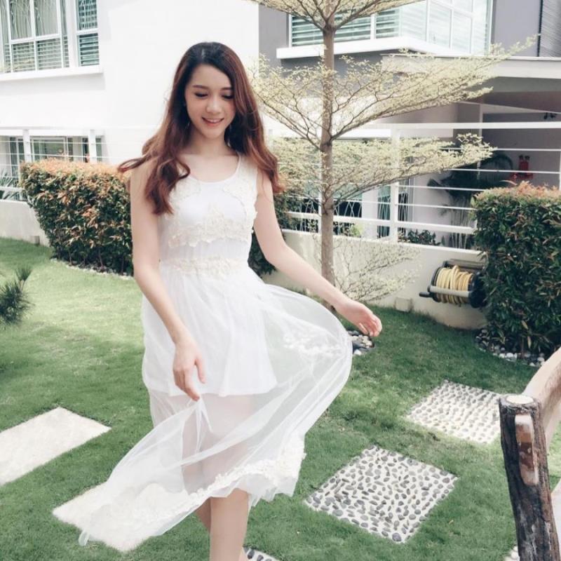 南京荔菲琳晨职业试驾员24岁身高158