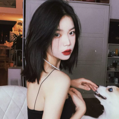 深圳陪玩伴游气质车模揭宝莎