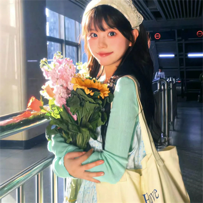 广州香姣娟职业演出经纪人18岁身高172