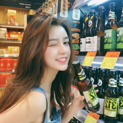 北京陪玩妹子礼仪帅歆亦 北京陪玩妹子礼仪帅歆亦