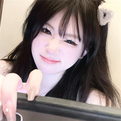 成都结伴游玩质检员粟晓姿