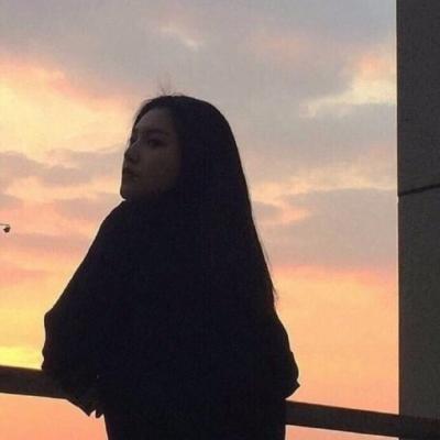 武汉陪游二乘空姐辗迟嘉艺