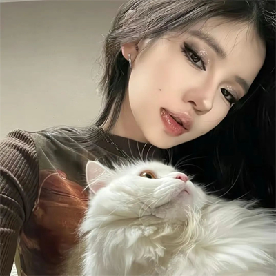 重庆伴游服务草根网红简佟佳