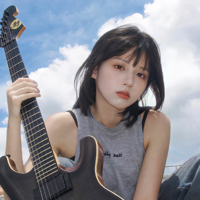 广州商务伴游在读本科生栋盼秋