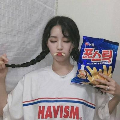 都江堰伴游少女汲妍妗 都江堰伴游少女汲妍妗