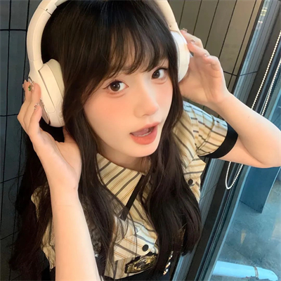 北京结伴旅游美女主播召寒雁 北京结伴旅游美女主播召寒雁