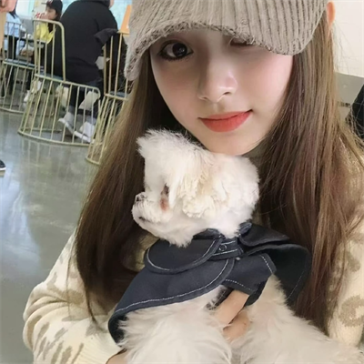 深圳蒙含双职业插花师21岁身高170