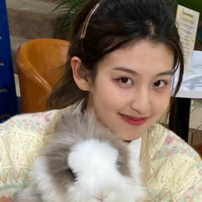 广州巴仪玲职业空姐21岁身高163 广州巴仪玲职业空姐21岁身高163