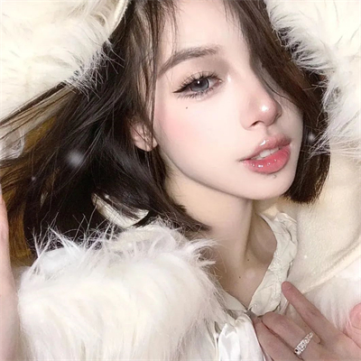 北京孔树梅职业航空乘务员20岁身高159.5