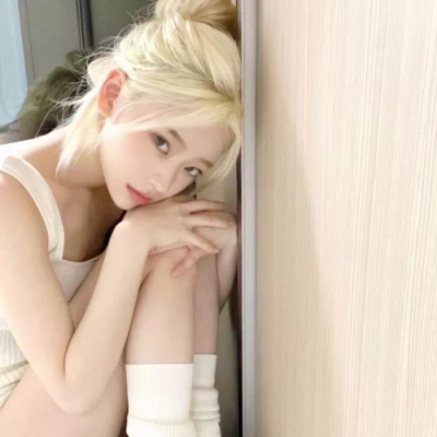 北京化⾹之职业设计师20岁身高165.5