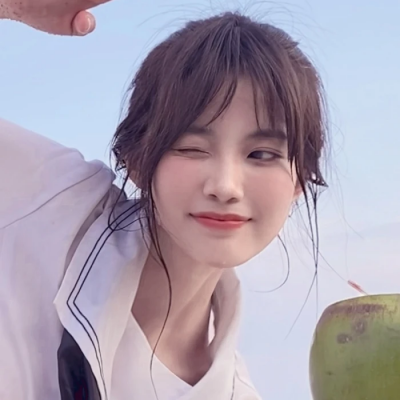 深圳结女伴旅游运动网红衅沛以