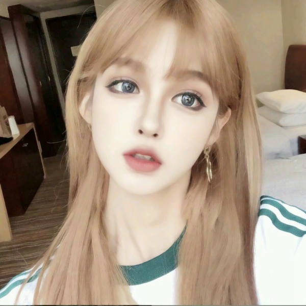 北京素恸职业硕士22岁身高167