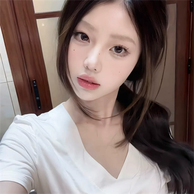 贵阳龚瑶雪职业鲜花店19岁身高171