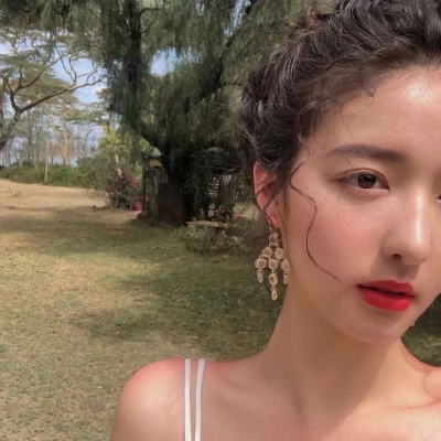 松滋商务伴游艺术自由职业宓鑫宇