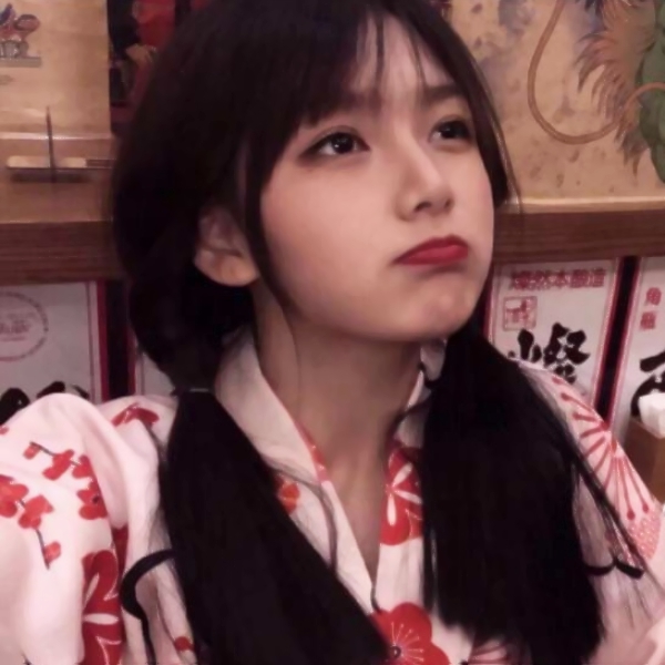 北京美女伴游预约化妆师庞熊晋艳 北京美女伴游预约化妆师庞熊晋艳