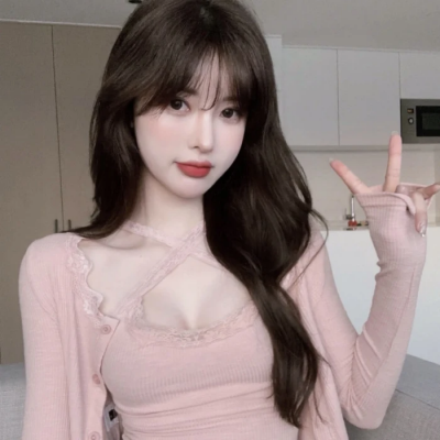 上海私人伴游业务洽谈员果舒丽