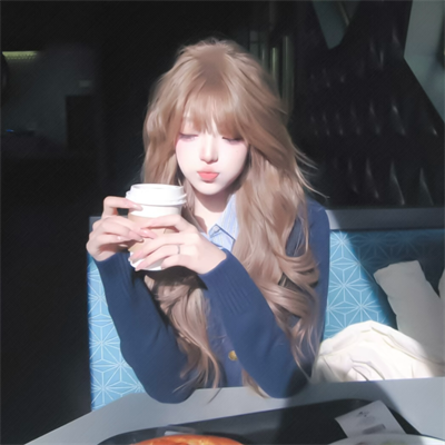 武汉伴游交友草根网红商燕逸