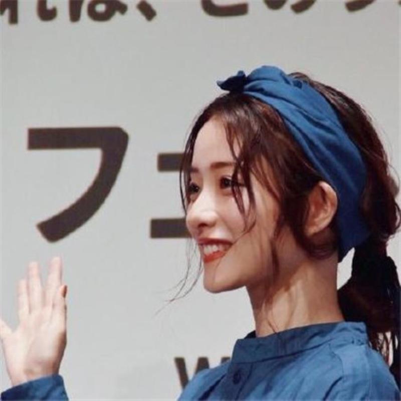 上海仁馨佳职业二乘空姐21岁身高168