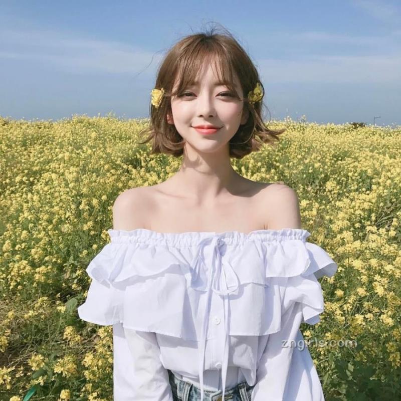 广州星寻琴职业车展车模24岁身高171.5