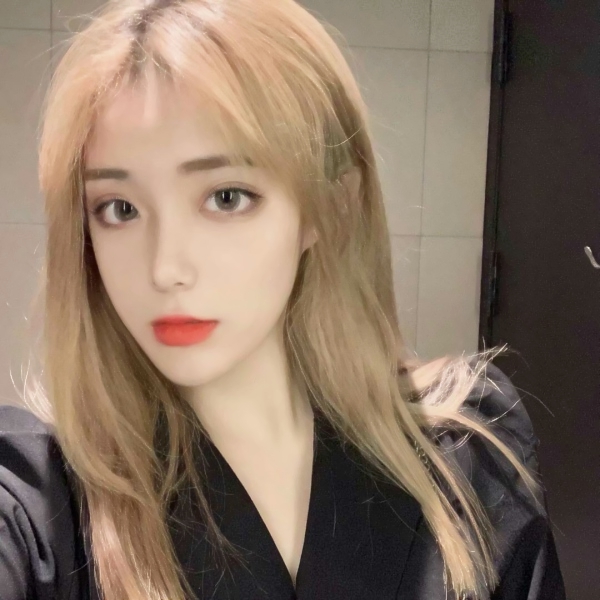 北京吉平文职业舞蹈老师18岁身高168