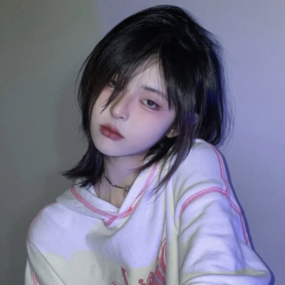 北京革荌荌职业网店24岁身高170