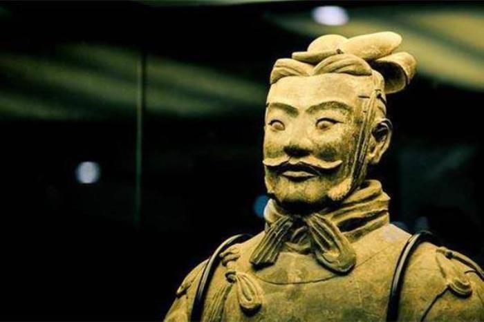 兵马俑本来的颜色是什么 兵马俑本来的颜色是什么