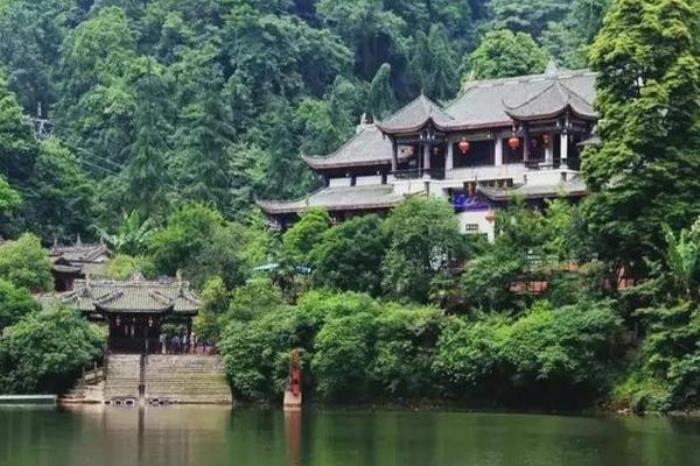 青城山需要爬几个小时 青城山需要爬几个小时
