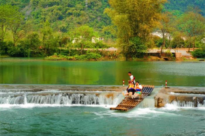 遇龙河竹筏漂游线路有哪些 遇龙河竹筏漂游线路有哪些