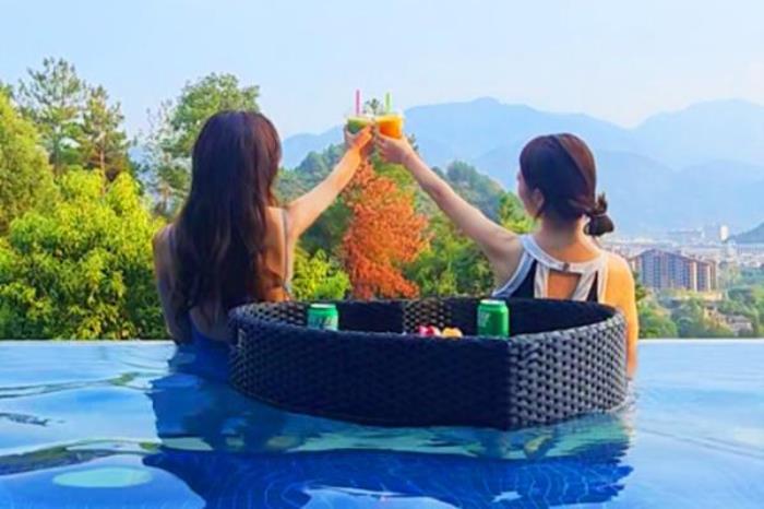 冬季泡温泉要准备什么东西 冬季泡温泉要准备什么东西