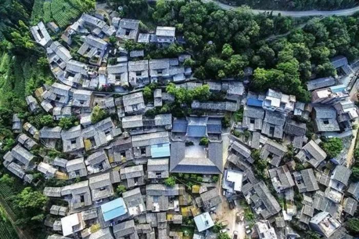 抚仙湖附近有哪些适合自驾的地方推荐