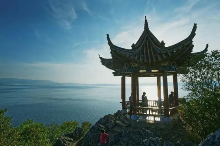 抚仙湖周边有哪些登高的地方推荐 抚仙湖周边有哪些登高的地方推荐