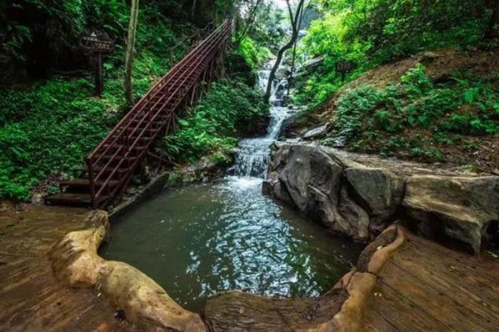 皇龙大峡谷在哪 皇龙大峡谷在哪