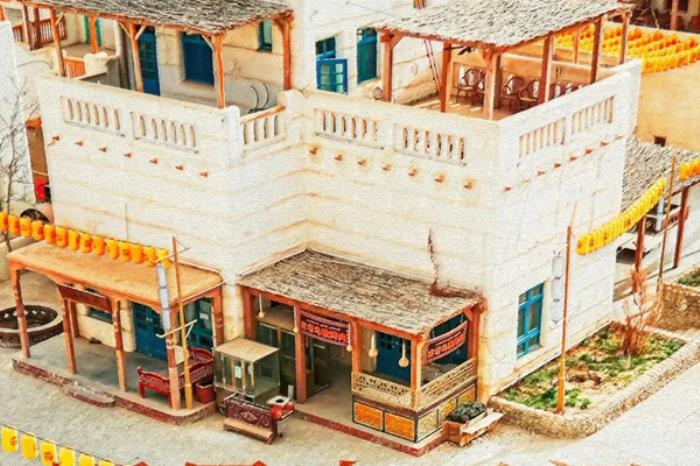 新疆四月有哪些好玩的旅游线路推荐 新疆四月有哪些好玩的旅游线路推荐