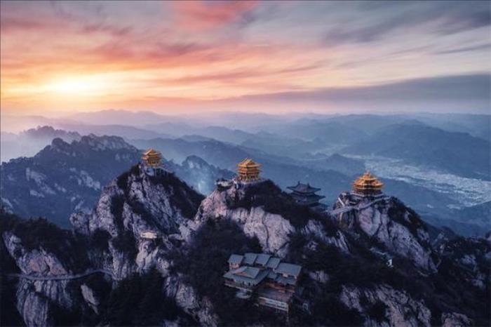 老君山适合几月份去