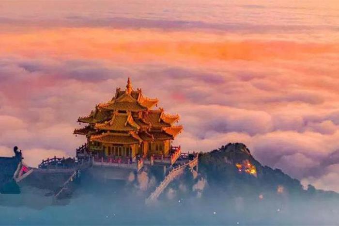 老君山适合几月份去 老君山适合几月份去