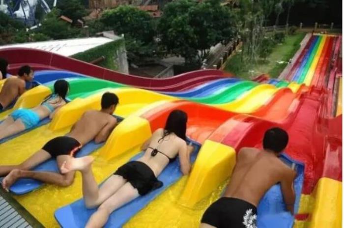 龙华水上乐园 龙华水上乐园