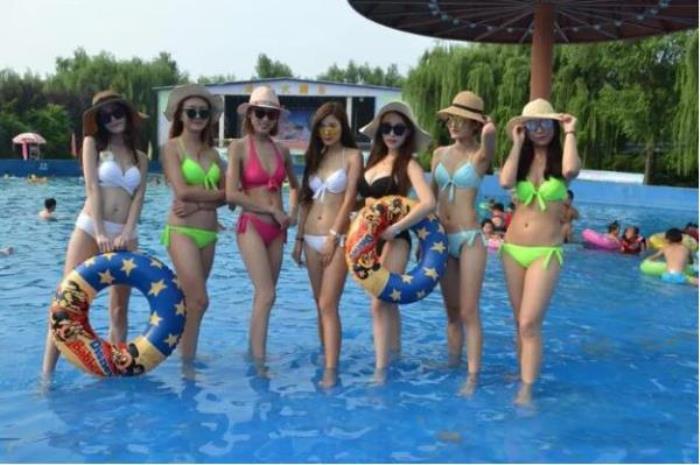 龙华水上乐园 龙华水上乐园