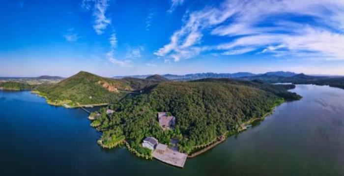 平顶山舞钢灯台架景区